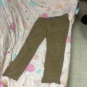 33X32 Sonoma Tan Relaxed Fit Pants